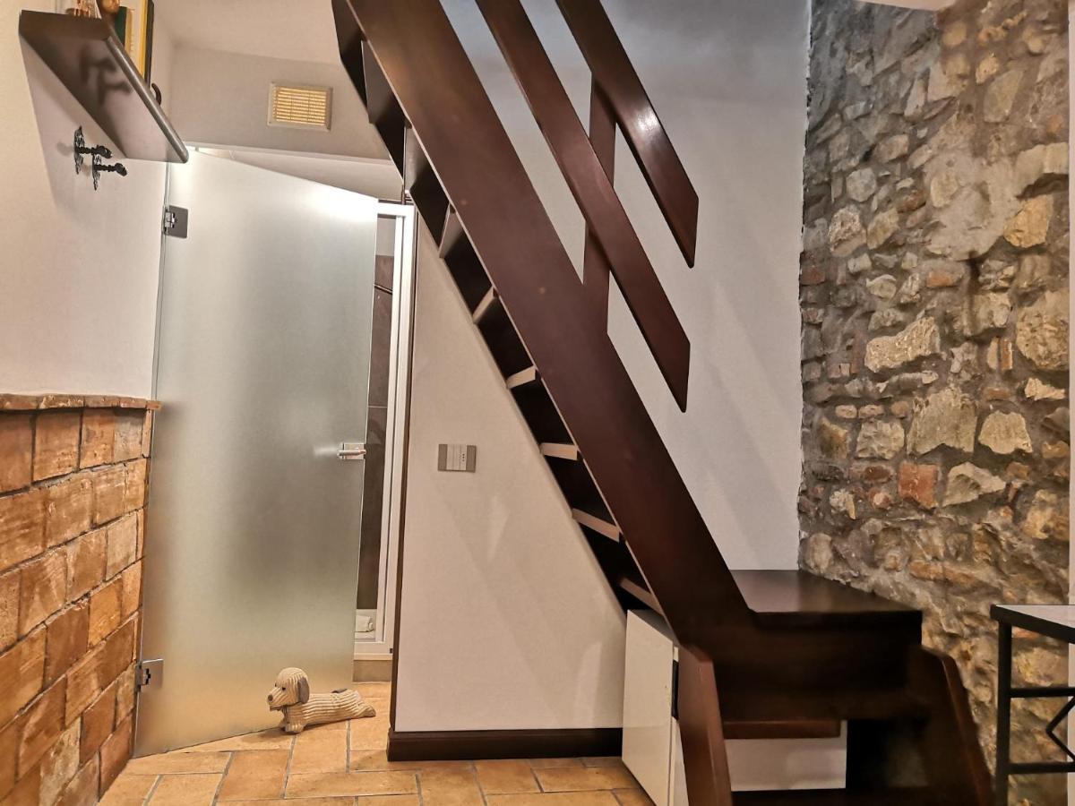 Bed and Breakfast Il Torrione Кастільйоне-дель-Лаго Екстер'єр фото