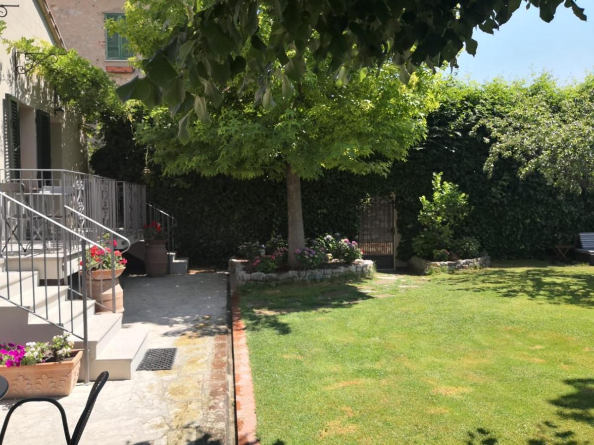 Bed and Breakfast Il Torrione Кастільйоне-дель-Лаго Екстер'єр фото