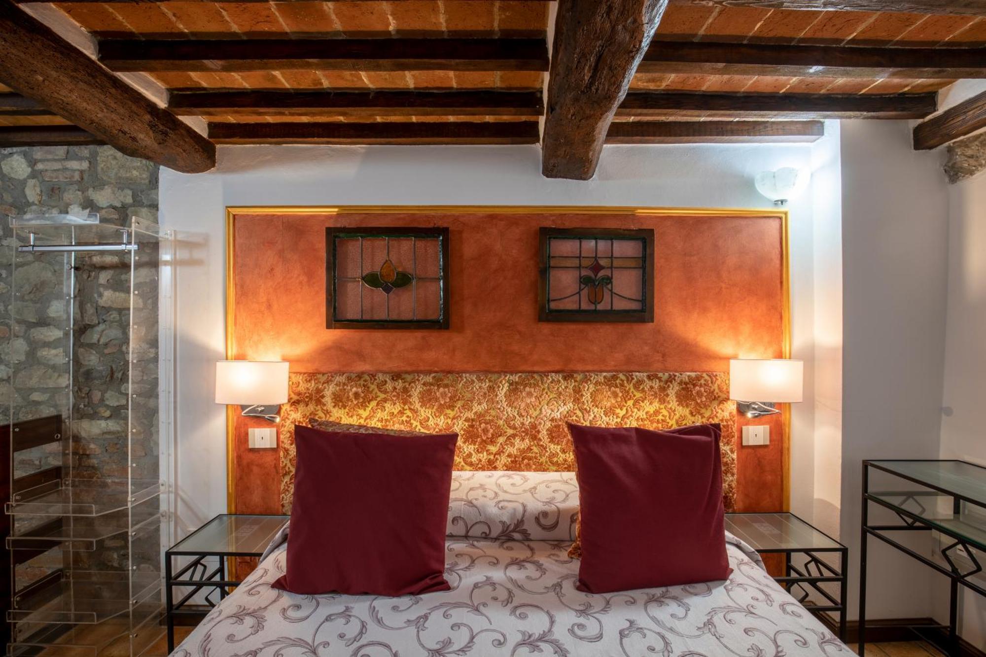 Bed and Breakfast Il Torrione Кастільйоне-дель-Лаго Екстер'єр фото