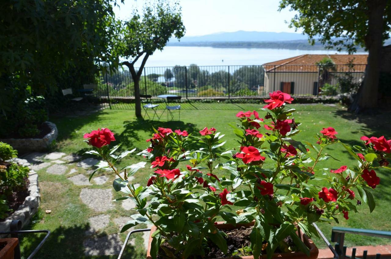 Bed and Breakfast Il Torrione Кастільйоне-дель-Лаго Екстер'єр фото