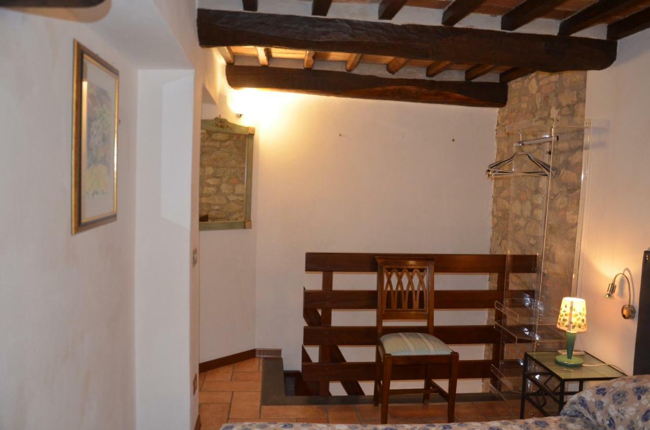 Bed and Breakfast Il Torrione Кастільйоне-дель-Лаго Екстер'єр фото